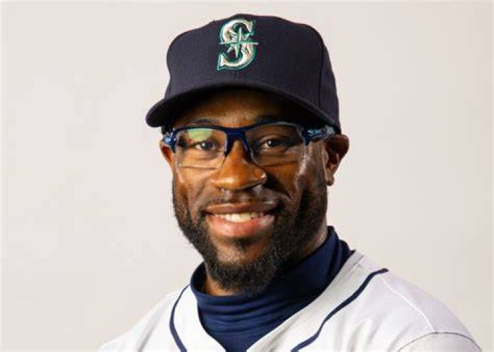 Eric Young Jr.