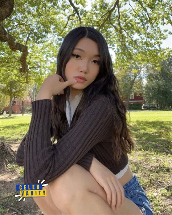Lucy Deru Net Worth